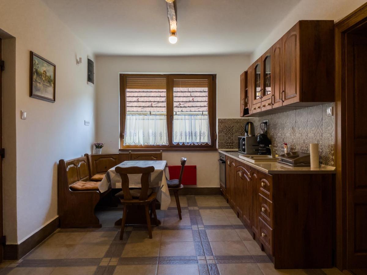 Bed and Breakfast Mamutfenyo Panzio à Tata Extérieur photo